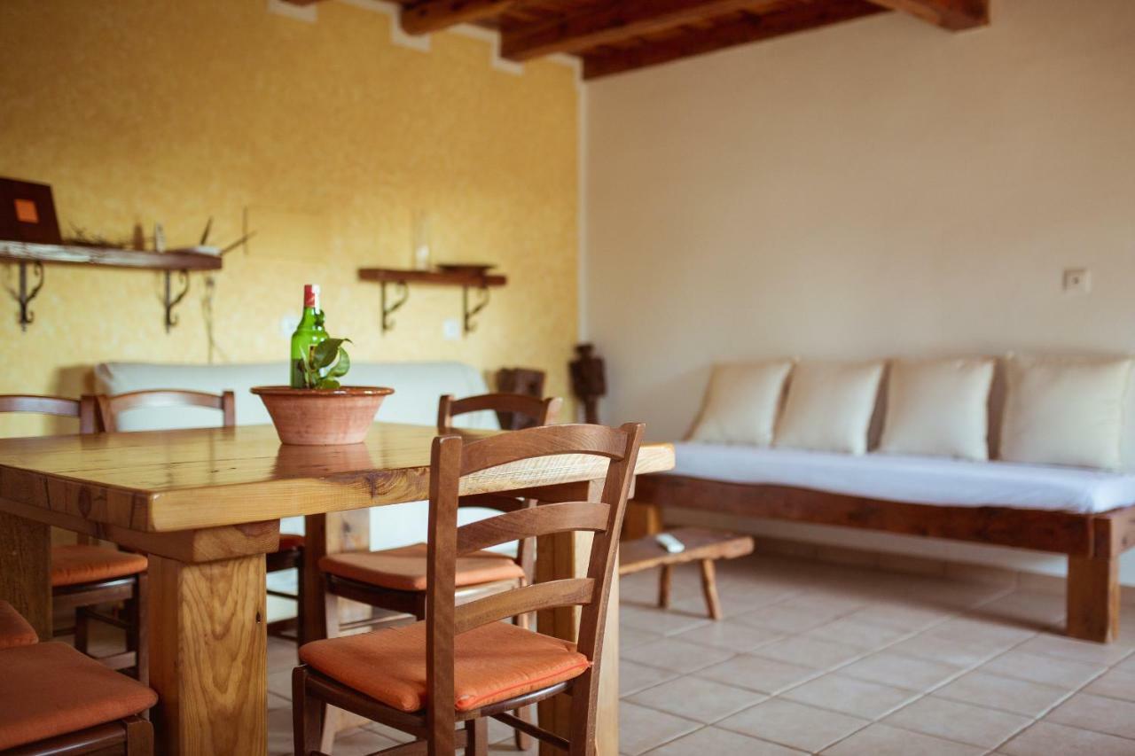 Casa Rustick Villa San Francisco Javier Luaran gambar